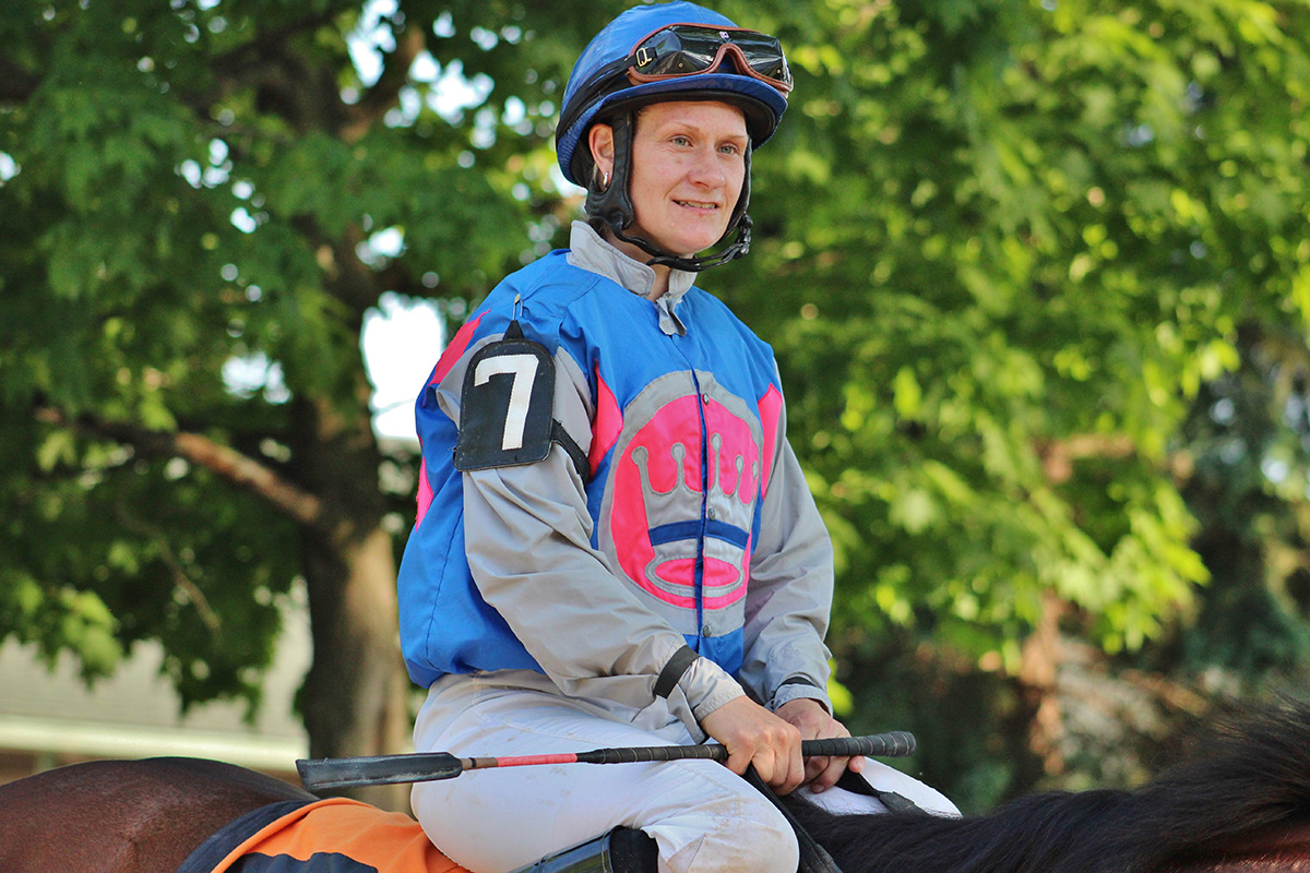 Jockey Helen Vanek