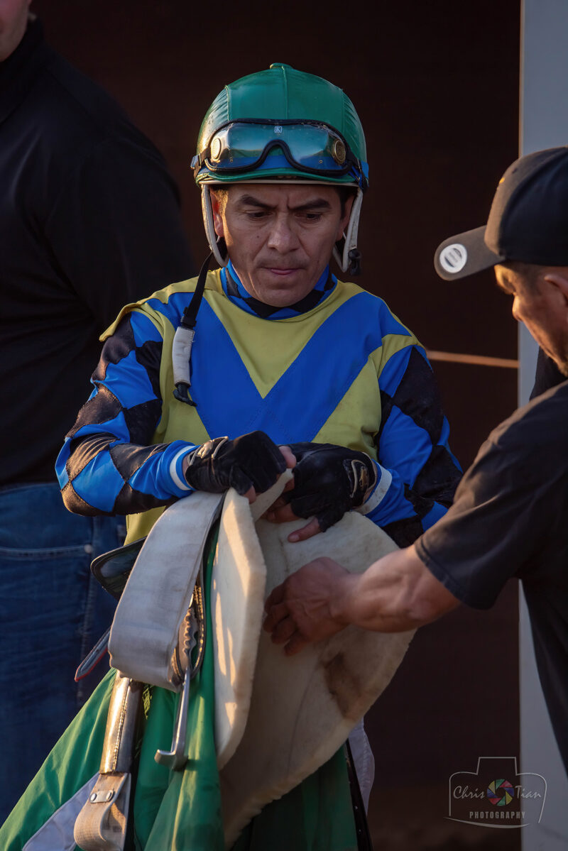 Enrique Alonzo Gonzalez - Jockeys Canada