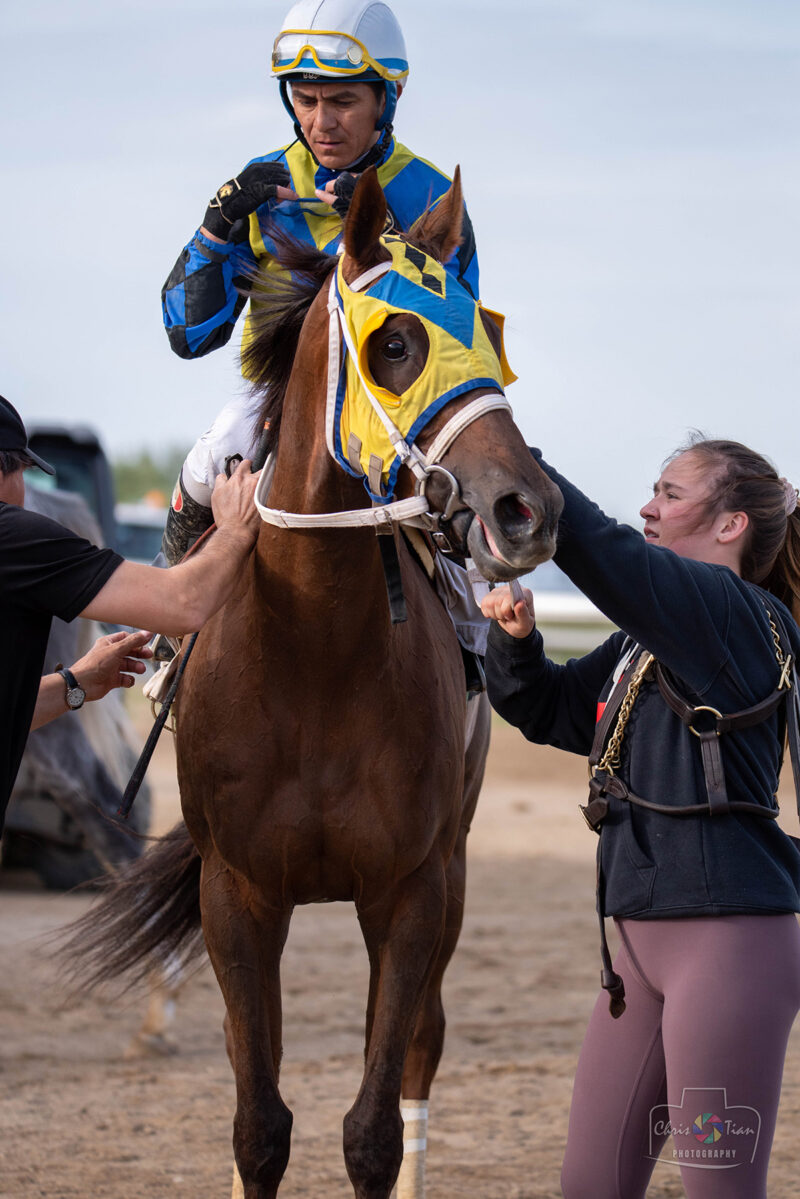 Enrique Alonzo Gonzalez - Jockeys Canada